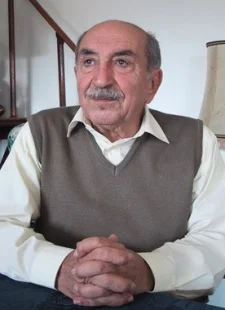Djanik, Henry