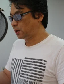 Hong, Shi-ho