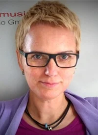 Laksberg, Katrin