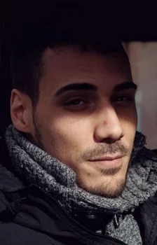 Martínez Esparza, César