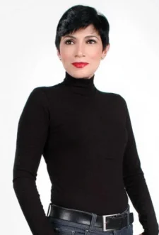 Núñez, Adriana
