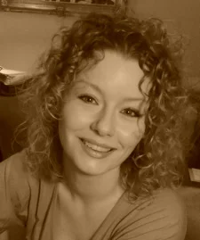 Ostrowski, Marielle