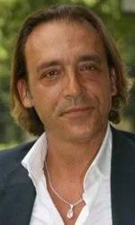 Ward, Luca