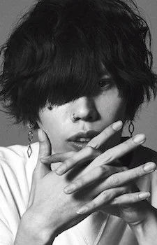 Yonezu, Kenshi